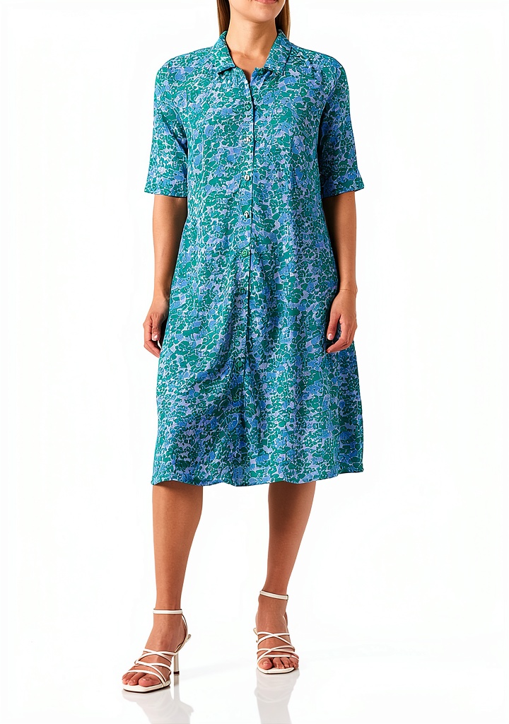 Noa Noa Shirtkleid in Print Blau/Grün an einer Modellpuppe